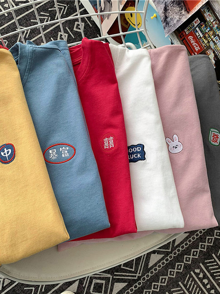 Ženska majica s ovalnim izrezom - široki model