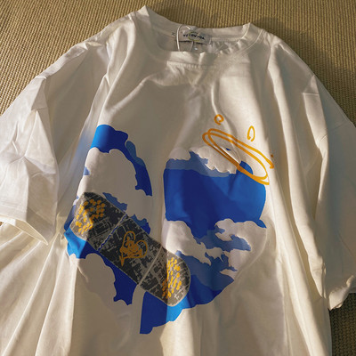 Ljetna majica s aplikacijom u boji - široki model