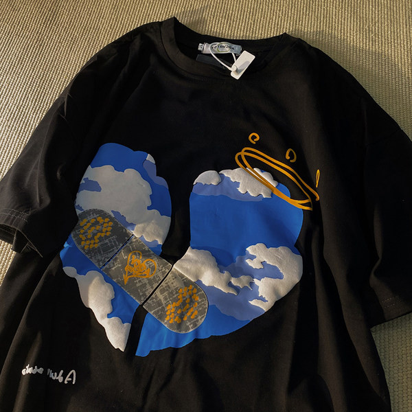 Ljetna majica s aplikacijom u boji - široki model