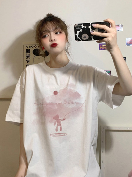 Ženska casual majica s aplikacijom i ovalnim izrezom - dva modela