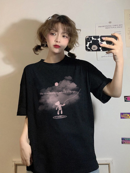 Ženska casual majica s aplikacijom i ovalnim izrezom - dva modela