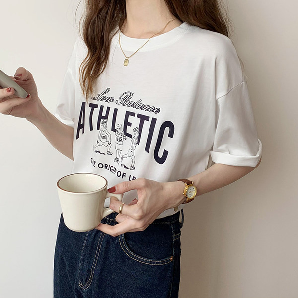 Ikdienas T-krekls ar apdruku un īsām piedurknēm