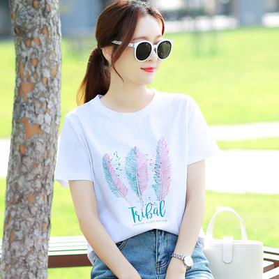 Γυναικείο casual μπλουζάκι με διάφορες εφαρμογές και οβάλ ντεκολτέ