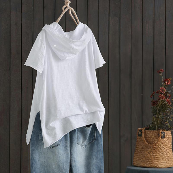 Ležerna ženska majica s kapuljačom i džepom