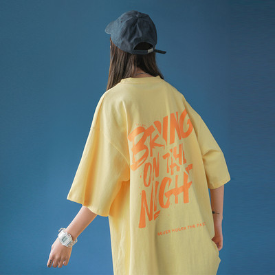 Ženska casual majica s natpisima i ovalnim izrezom