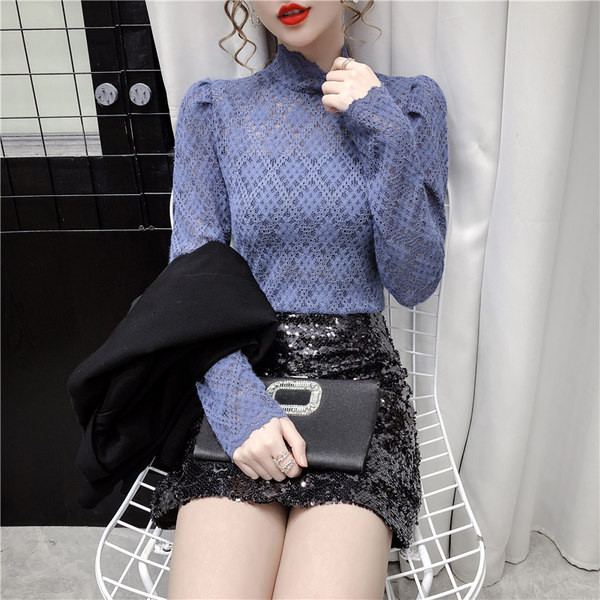 Ženska čipkana bluza s dugim rukavima