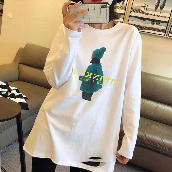 Ležerna ženska bluza s ovalnim izrezom i dugim rukavima