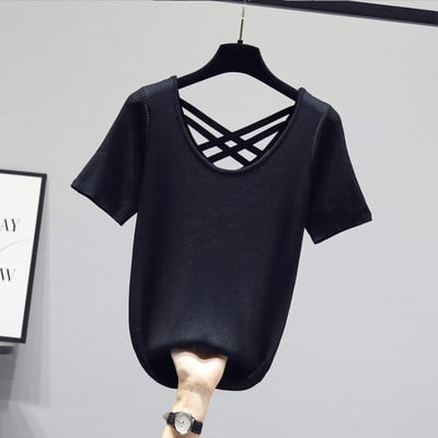 Ženska jednobojna majica s ovalnim izrezom i kratkim rukavima