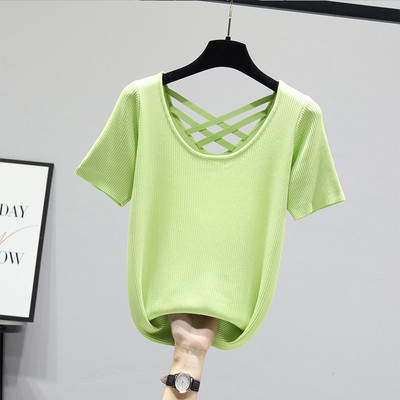 Ženska jednobojna majica s ovalnim izrezom i kratkim rukavima