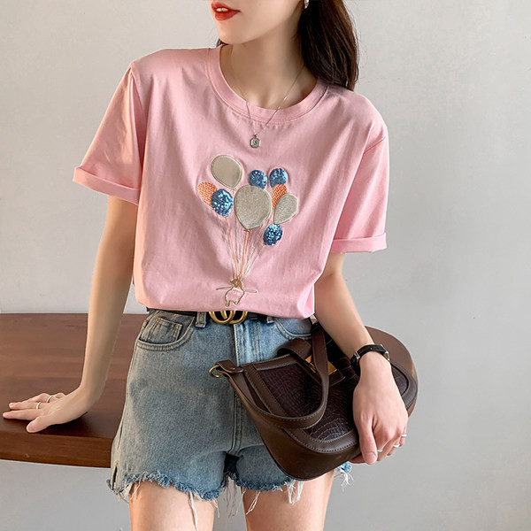 Ženska majica s vezom i šljokicama