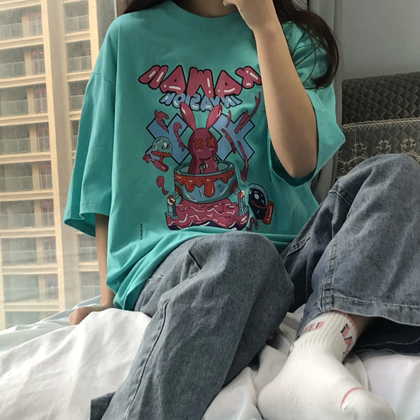 Proljetna bluza s 3/4 rukavima i širokim modelom s aplikacijama