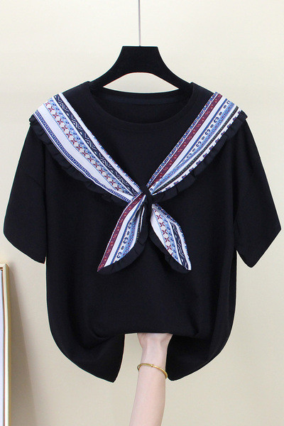 Ženska bluza kratkih rukava i široki model trake