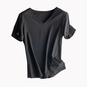 Moderna jednobojna bluza jednobojni model