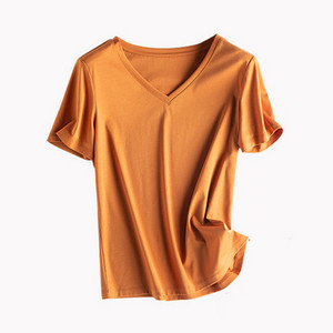 Moderna jednobojna bluza jednobojni model