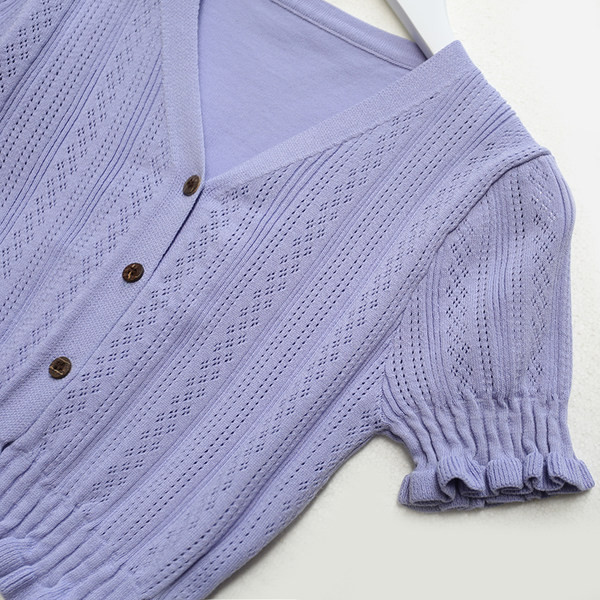 Novi model ženske bluze na dugmad od tankog pletiva