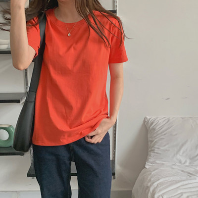 Casual γυναικείο μπλουζάκι με κοντά μανίκια σε διάφορα μοντέλα