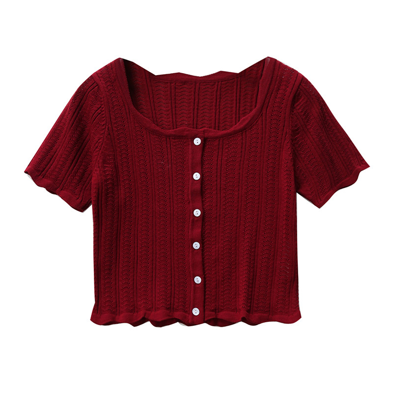 Novi model ženskog crop topa s gumbima i ovalnim izrezom