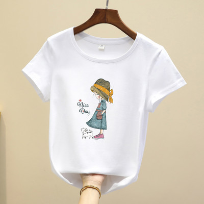 Καθημερινό μπλουζάκι με απλικέ χρώμα