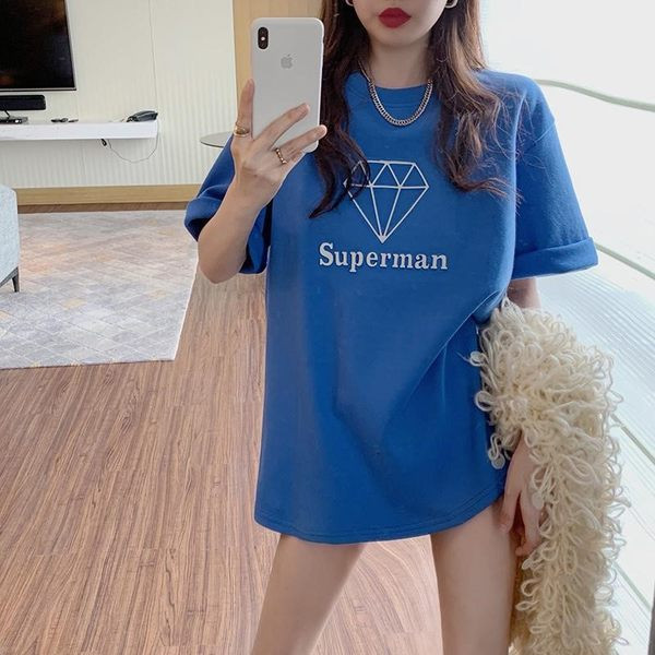 Dugi model ženske majice kratkih rukava sa aplikacijom i kratkim rukavima