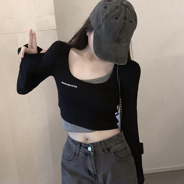 Ženska kratka bluza s okruglim izrezom i dugim rukavima