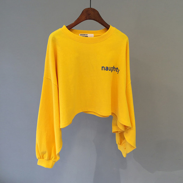 Široka ženska bluza sa natpisom i okruglim izrezom