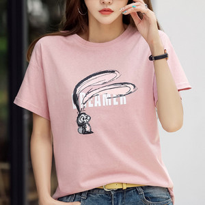 Ikdienas sieviešu blūze ar ovālu kakla izgriezumu un aplikāciju