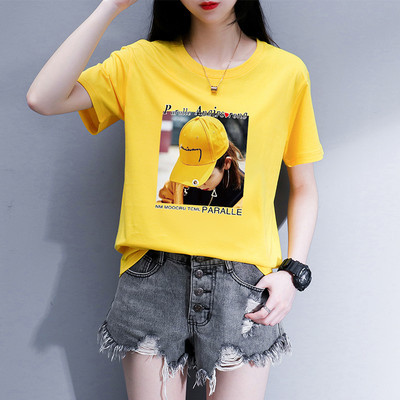 Ženska majica s aplikacijom u boji i 3/4 rukavima