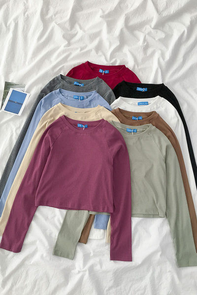 Ležerna ženska bluza dugih rukava - čist model