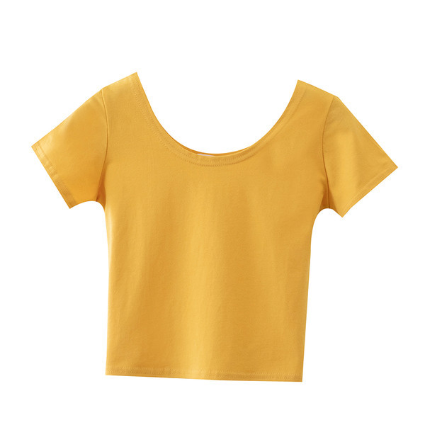 Kratka pripijena bluza s ovalnim izrezom