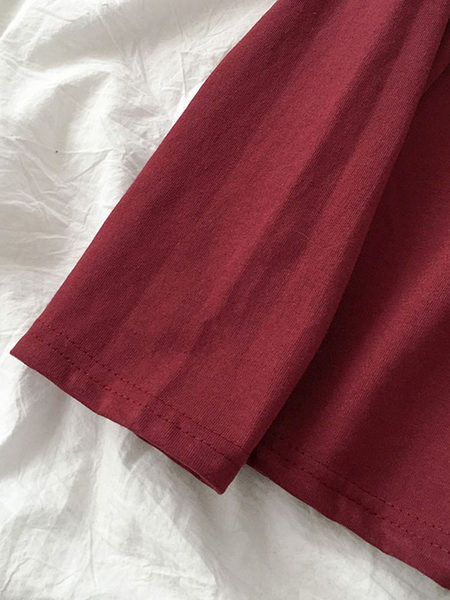 Jednobojna ženska bluza dugih rukava i okruglog dekoltea