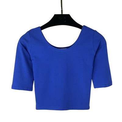 Običan model kratke ženske majice