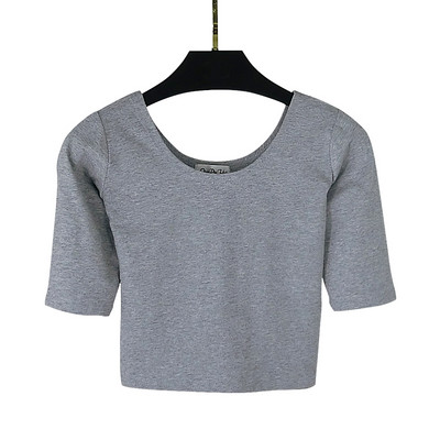 Običan model kratke ženske majice