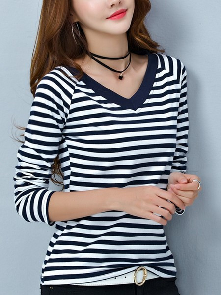 Ležerna ženska bluza na pruge sa špic izrezom u tri boje