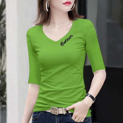 Ženska ležerna bluza s natpisom i špic izrezom - različite boje