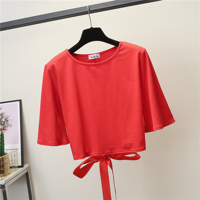 Μοντέρνα μπλούζα με γυμνή πλάτη και κορδόνια