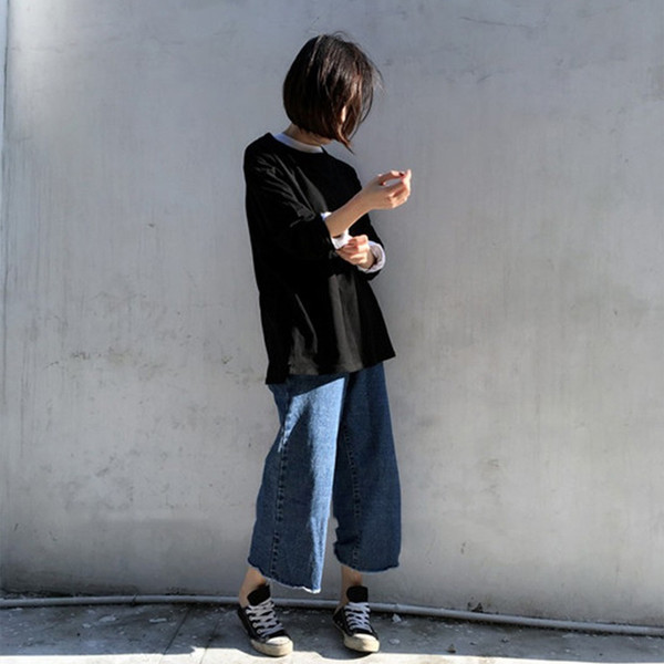 Ženska bluza s dugim rukavima i okruglim izrezom