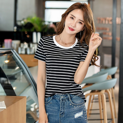 Casual γυναικεία ριγέ μπλούζα με οβάλ ντεκολτέ - διάφορα χρώματα