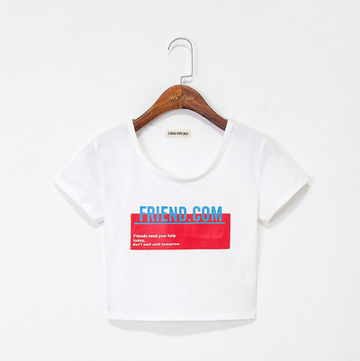 Κοντή μπλούζα με οβάλ λαιμόκοψη