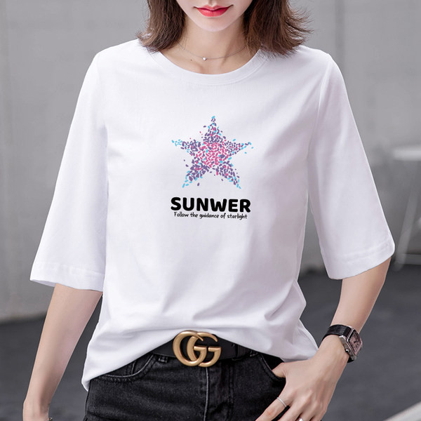 Ženska moderna majica s aplikacijom i okruglim izrezom