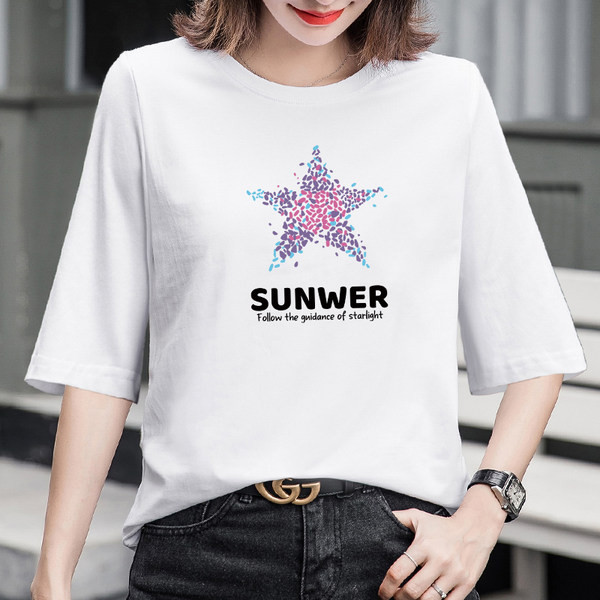 Ženska moderna majica s aplikacijom i okruglim izrezom