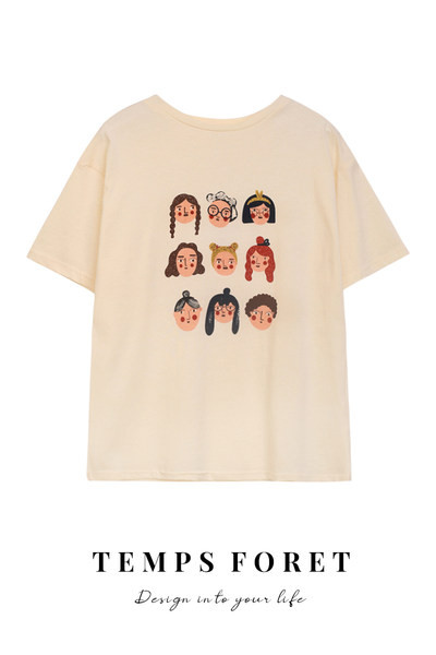 Novi model široke ženske majice sa aplikacijama