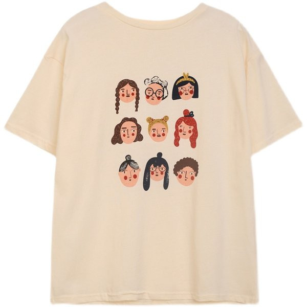 Novi model široke ženske majice sa aplikacijama