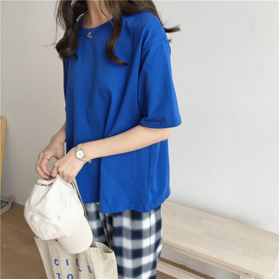 Γυναικεία μπλούζα με κοντά μανίκια και κολάρο σε σχήμα Ο