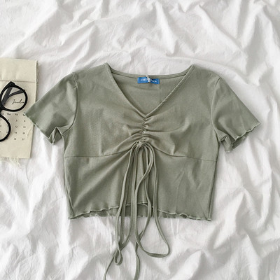 Γυναικείο μπλουζάκι με  ντεκολτέ και κορδόνια