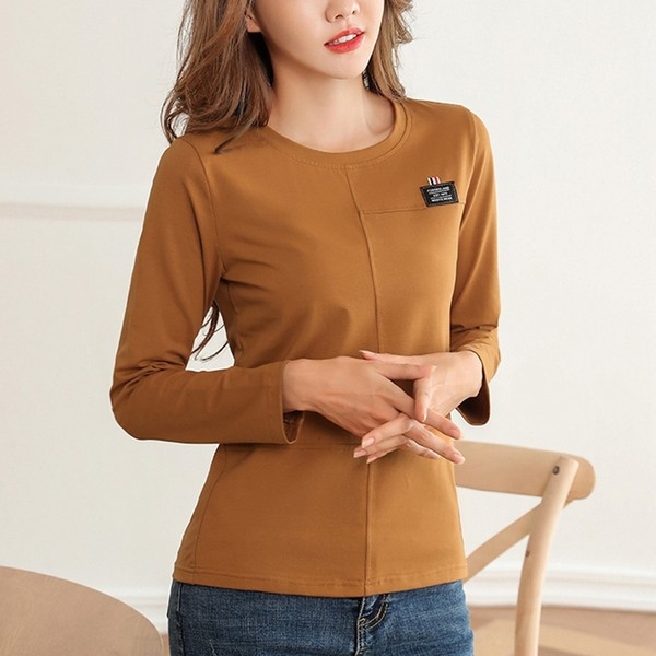 Casual μπλούζα με οβάλ λαιμόκοψη και μακριά μανίκια