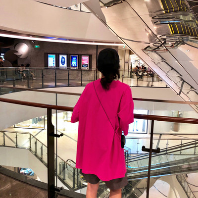 Φαρδύ μοντέλο γυναικεία μπλούζα με στρογγυλή λαιμόκοψη και 7/8 μανίκια