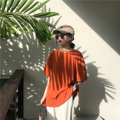 Γυναικεία μπλούζα κλασικό μοντέλο με 3/4 μανίκια και οβάλ ντεκολτέ