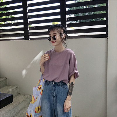 Γυναικεία μπλούζα κλασικό μοντέλο με 3/4 μανίκια και οβάλ ντεκολτέ