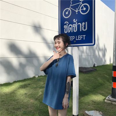 Γυναικεία μπλούζα κλασικό μοντέλο με 3/4 μανίκια και οβάλ ντεκολτέ