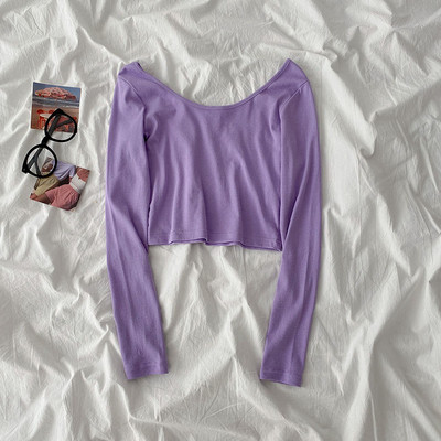 Γυναικεία μπλούζα με λαιμόκοψη και μακριά μανίκια